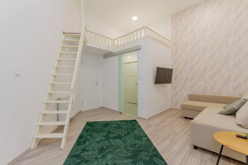 Apartmento Albero Di Acacia By Nw 布达佩斯 外观 照片